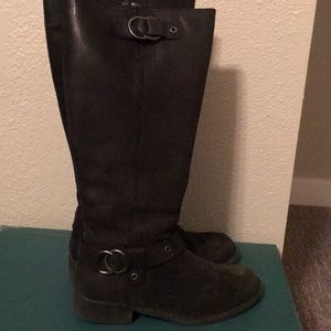 Clarks Black Riding boots size 8.